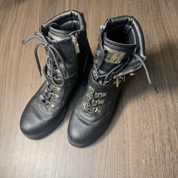 Guess combat boots with gold accents, zip on the sides size 7.5 - Picture 8 of 9